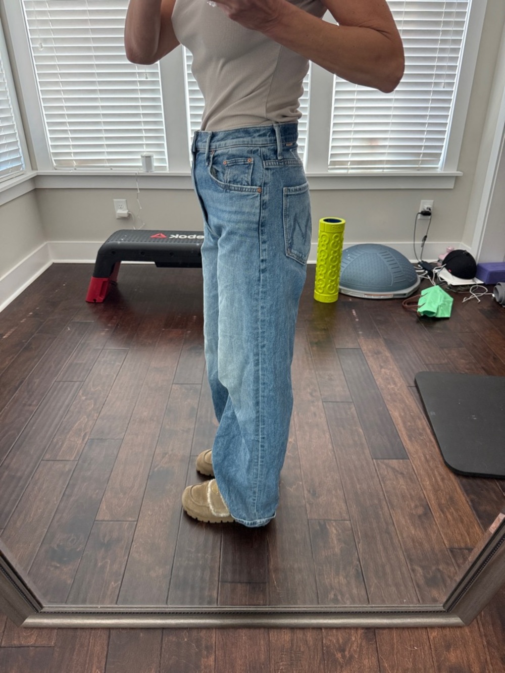 Mother denim high-rise the Lasso Sneak in Horsin around size 27